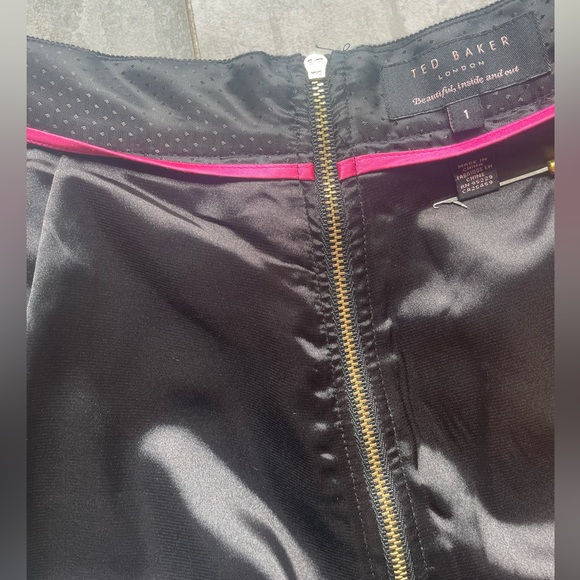 Ted Baker Black Floral Pattern Satin Tutu Tailored A-Line Skirt NWOT - Picture 14 of 16